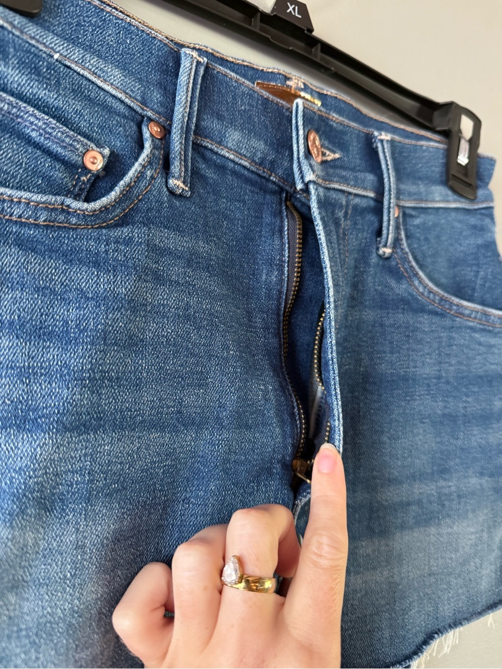 MOTHER -the easy does it Frayed Hem Shorts - Blue - Picture 2 of 5